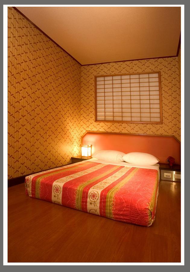 Hotel Lee-Chan Taipei Bagian luar foto